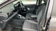 Toyota Yaris 1.5 Hybrid Icon 5dr CVT Hybrid Hatchback